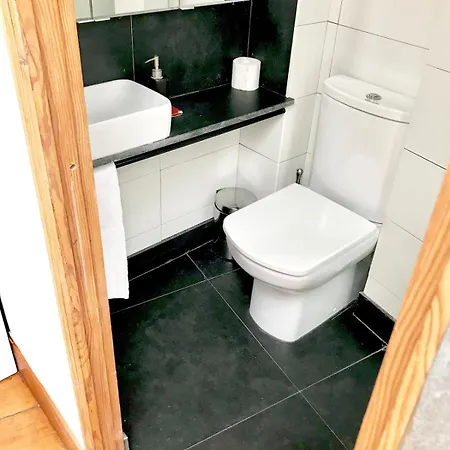 Amazing Mezzanine House With Garden - Centre *