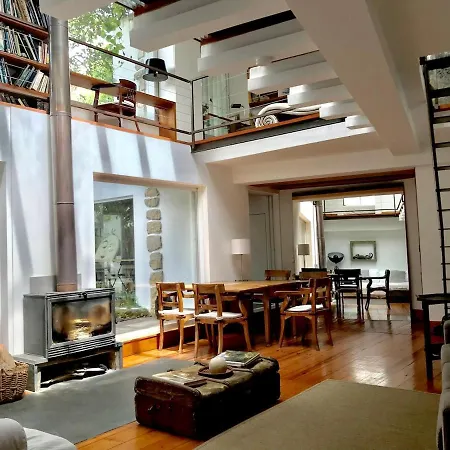 Amazing Mezzanine House With Garden - Centre Apartman Lisboa