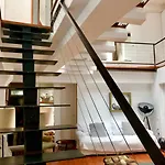 Amazing Mezzanine House With Garden - Centre * ליסבון