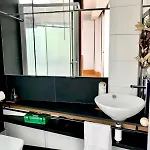Amazing Mezzanine House With Garden - Centre דירה *